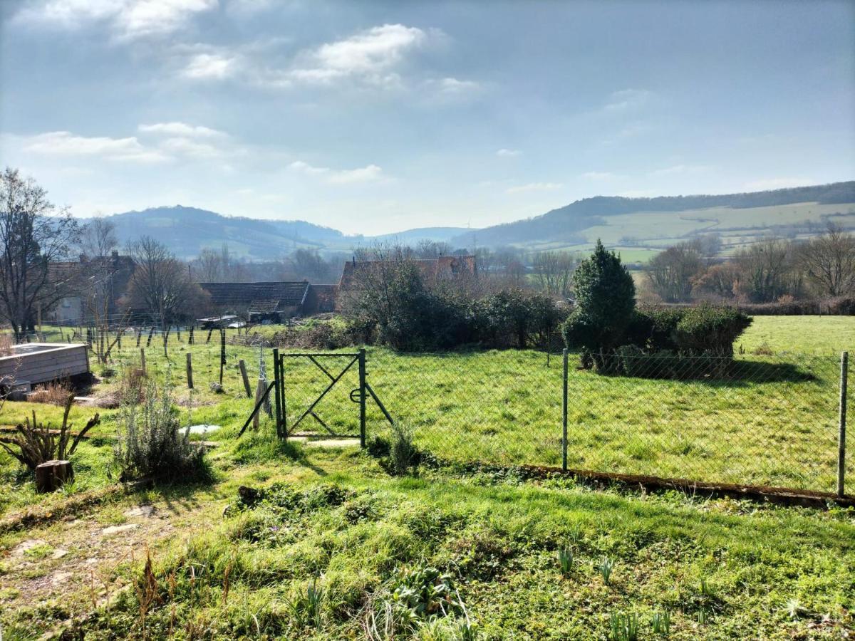 Agreable Chambre Meublee, Vue Sur La Vallee De L'Auxois Villy-en-Auxois Buitenkant foto